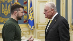 Den großen Führer bloß nicht reizen!