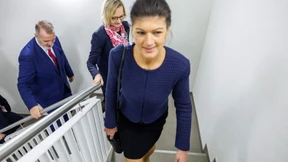 Schütz geht, Wolf bleibt