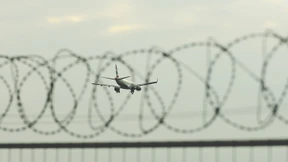 Faeser dringt auf schnellere Asylverfahren an Flughäfen