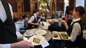 Sarkozy will die Konsumenten höher besteuern