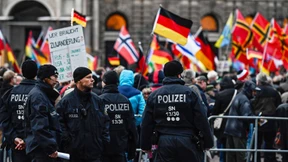 Pegida und Gegner bringen etwa gleich viele auf die Straße