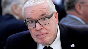 Milliardär Kühne darf Airline-Anteile auf 15 Prozent erhöhen