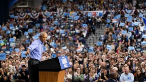 Obama und die blaue Wand