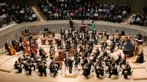 Wenn der Kontrabass Sphärenklänge singt