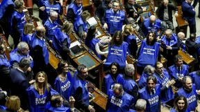 Italiens Regierung gewinnt Vertrauensabstimmung über Haushalt