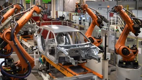 Ratlos oder gleichgültig in Richtung Autokrise