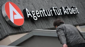 Zehntausend Ukrainer haben Stellen gefunden