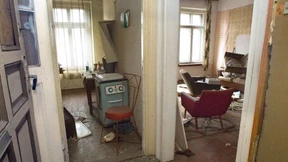 Architekt entdeckt unberührte DDR-Wohnung