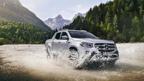 Mercedes liefert einen Bullen