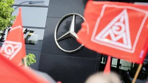 Mercedes legt Konflikt bei