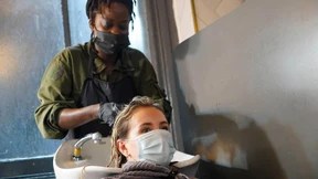 Aufklärung beim Friseur