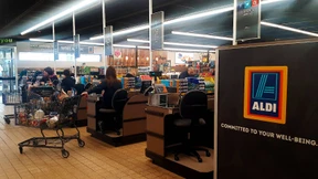 Aldi und Lidl greifen Walmart an