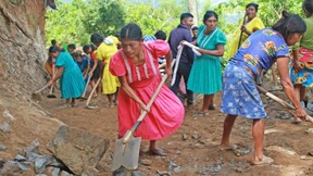 Luxus ist, wenn der Sohn ein paar Dollar schickt