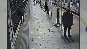 Eggnogg im Blut - Landung im Gleisbett