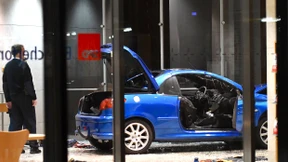 Auto kracht in Berliner SPD-Zentrale