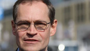 Berlins Regierender Bürgermeister will doch BER-Aufsichtsratschef werden