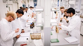 Unis bieten Medizin-Bewerbern Studienplätze an