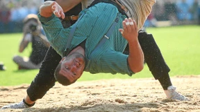 Böse Männer im Sägemehl