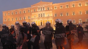 Parlament verabschiedet Sparprogramm