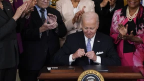 Biden erlässt Dekret am Todestag von George Floyd