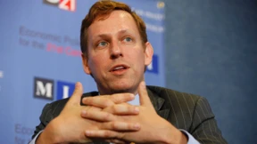 Facebook-Investor Thiel macht Kasse