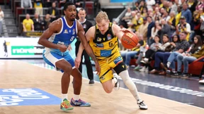 Hinter dem eigenen Anspruch