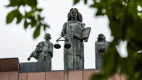 Drogenfahnder soll bei Rauschgiftschmuggel geholfen haben