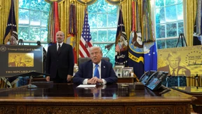 Trump schwelgt in Gold, die Amerikaner ächzen