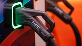 Das Auto im Spannungsfeld