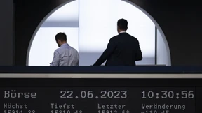 Die Bullen bleiben am Ruder