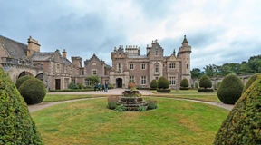 Es wird gespaltene Schädel geben