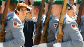 Kramp-Karrenbauer will Ministeramt aufwerten