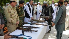 Hunderttausende Waffen könnten Taliban in die Hände fallen