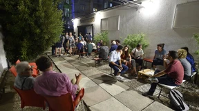 Applaus für die Überlebenden