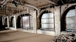 Historischer Kaufhof-Fassade auf der Spur