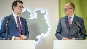 Merz, Wüst und ein Stinkbombenwurf des Kanzlers