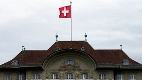 Schweizer Notenbank schöpft aus dem Vollen