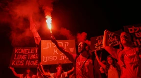 Zehntausende protestieren wieder gegen Israels Regierung