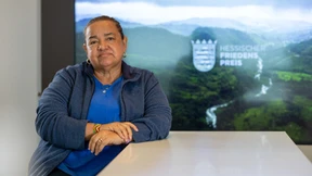 Jani Silva erhält den Hessischen Friedenspreis