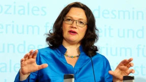 Ministerin will Arbeitslosen den Lohn zahlen