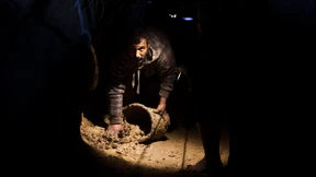 Raketen, Zement und Zigaretten