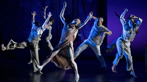 Selbstvergessenheit nach Zurschaustellung