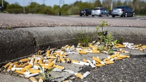 Tabakindustrie soll für Entsorgung von Kippenstummeln zahlen