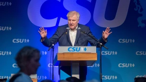 Seehofer schaltet auf Attacke
