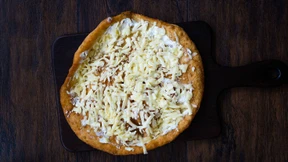 Langosch, Salami und Liptauer Aufstrich