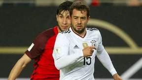 „Uns Fußballern wird geholfen, dumm zu bleiben“