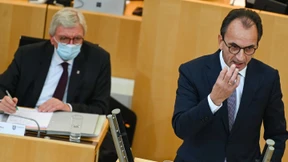 Finanzminister Boddenberg gesteht Niederlage ein