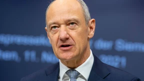 Siemens-Chef verdient fast sieben Millionen Euro