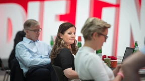 Die Linke will kräftig umverteilen