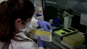 Erstmals Infektion mit zwei Covid-19-Varianten festgestellt